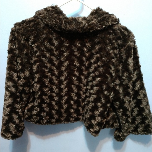 Rare faux fur Cropped jacket - Picture 3 of 3